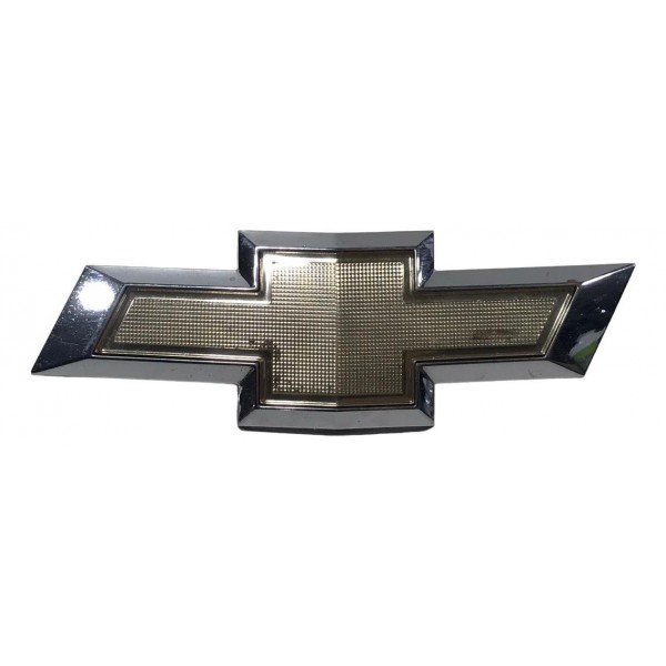 Emblema Da Grade Dianteira Chevrolet Montana Agile 2011