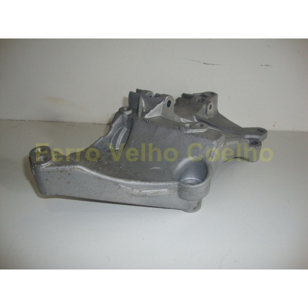 Suporte Do Alternador Renault Megane Grand Tour 2.0 16v 2009