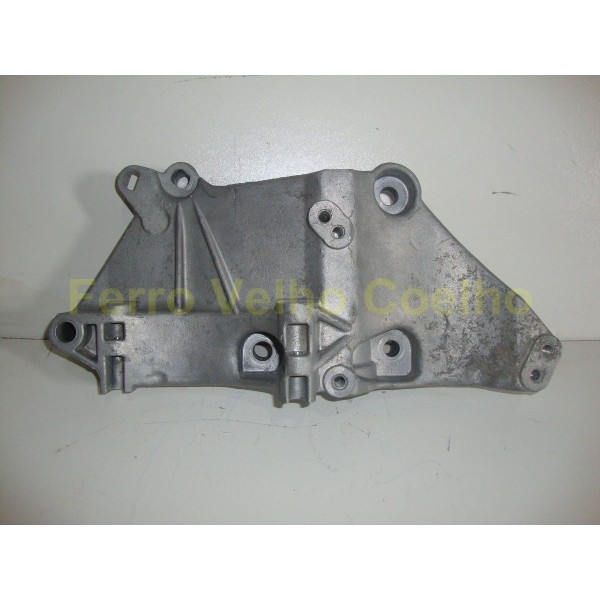 Suporte Do Alternador Renault Megane Grand Tour 2.0 16v 2009